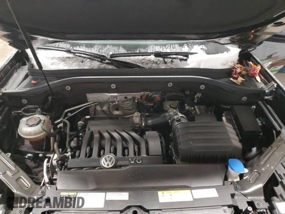 2021 Volkswagen Atlas SE with VIN 1V2RE2CA3MC202973, listed as a Copart auction lot 83294514 with 21,508 mi miles and Salvage title. Bid and sale history available at DreamBid. Image 12.