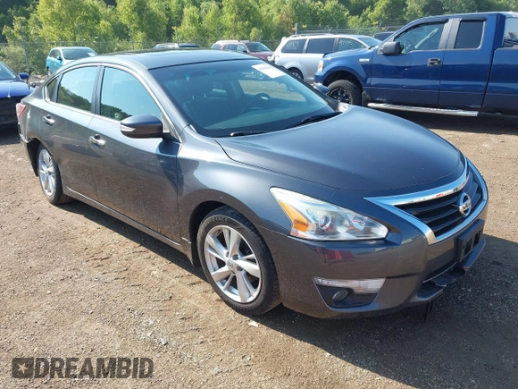 2013 Nissan Altima SV with VIN 1N4AL3APXDN581899, listed as a IAAI auction lot 42596618 with 232,426 mi miles and . Bid and sale history available at DreamBid. Image 1.