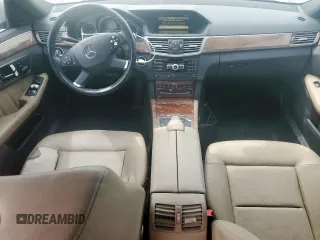 2012 Mercedes-Benz E 350 Luxury с VIN WDDHF5KB5CA593453, выставлен на аукционе Copart как лот 56346385 с пробегом 174 023 миль миль и Списание • Salvage title. История ставок и продаж доступна на DreamBid. Изображение 8.