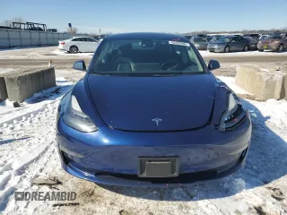 2022 Tesla Model 3 Long Range z VIN 5YJ3E1EB4NF143606, wystawiony jako Copart lot #45499095 z przebiegiem 119 143 mil mil oraz Szkoda całkowita • Salvage title. Historia ofert i sprzedaży dostępna na DreamBid. Obrazek 5.