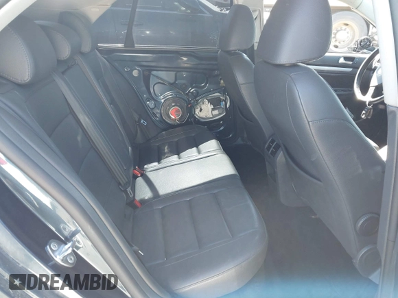 2009 Volkswagen Jetta SE with VIN 3VWRZ71K19M122492, listed as a IAAI auction lot 42270119 with 107,040 mi miles and . Bid and sale history available at DreamBid. Image 8.