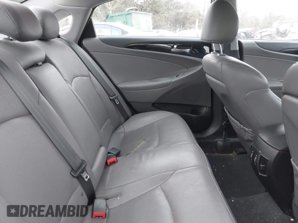 2014 Hyundai Sonata SE with VIN 5NPEC4AC5EH894598, listed as a IAAI auction lot 41242457 with 153,635 mi miles and . Bid and sale history available at DreamBid. Image 8.