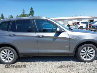 2016 BMW X3 xDrive28i z VIN 5UXWX9C58G0D79598, wystawiony jako IAAI lot #42443477 z przebiegiem 77 758 mil mil oraz . Historia ofert i sprzedaży dostępna na DreamBid. Obrazek 13.