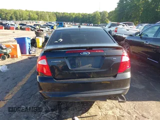 2012 Ford Fusion SE z VIN 3FAHP0HA5CR347636, wystawiony jako IAAI lot #42184462 z przebiegiem 211 804 mil mil oraz . Historia ofert i sprzedaży dostępna na DreamBid. Obrazek 16.