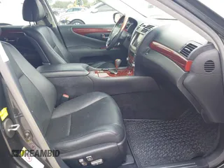 2008 Lexus LS 460 L with VIN JTHGL46F385031829, listed as a IAAI auction lot 42219797 with 162,332 mi miles and . Bid and sale history available at DreamBid. Image 5.