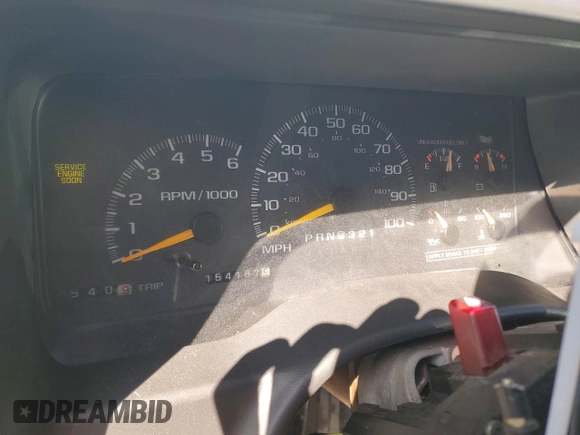 1998 Chevrolet Tahoe z VIN 3GNEK18R6WG128702, wystawiony jako Copart lot #49961445 z przebiegiem 154 187 mil mil oraz Czysty tytuł • Clean title. Historia ofert i sprzedaży dostępna na DreamBid. Obrazek 9.