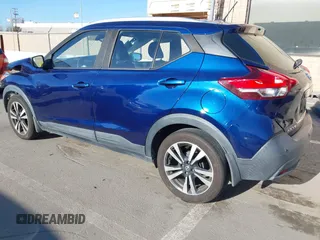 2020 Nissan Kicks SV with VIN 3N1CP5CV3LL485676, listed as a IAAI auction lot 41670042 with 64,125 mi miles. Bid and sale history available at carsss.com. Image 3.