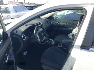 2016 Nissan Rogue S with VIN KNMAT2MT1GP648671, listed as a IAAI auction lot 41084406 with 97,275 mi miles and . Bid and sale history available at DreamBid. Image 5.