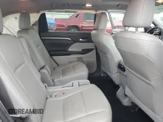 2015 Toyota Highlander Limited z VIN 5TDDKRFH0FS185279, wystawiony jako Copart lot #56802465 z przebiegiem 115 971 mil mil oraz Szkoda całkowita • Salvage title. Historia ofert i sprzedaży dostępna na DreamBid. Obrazek 11.
