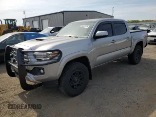 2017 Toyota Tacoma SR5 с VIN 3TMCZ5AN5HM113820, выставлен на аукционе Copart как лот 54549355 с пробегом 114 231 миль миль и Списание • Salvage title. История ставок и продаж доступна на DreamBid. Изображение 1.