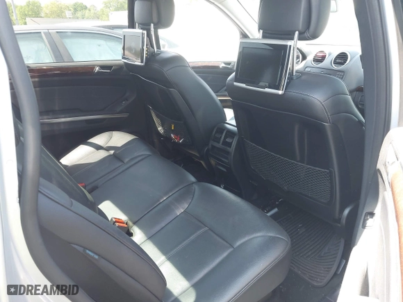 2011 Mercedes-Benz GL-Class GL 450 with VIN 4JGBF7BE1BA660453, listed as a IAAI auction lot 41852431 with 143,084 mi miles. Bid and sale history available at carsss.com. Image 8.