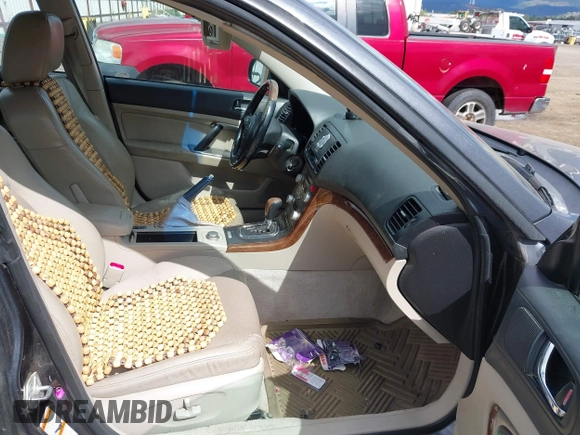 2008 Subaru Outback L.L. Bean with VIN 4S4BP86C584323576, listed as a IAAI auction lot 42294299 with 235,301 mi miles and . Bid and sale history available at DreamBid. Image 5.