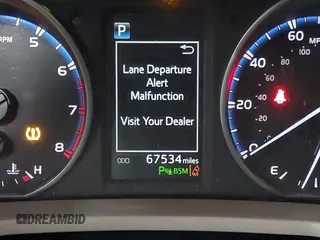 2018 Toyota RAV4 XLE with VIN 2T3RFREV0JW715761, listed as a IAAI auction lot 41881863 with 67,534 mi miles and . Bid and sale history available at DreamBid. Image 7.
