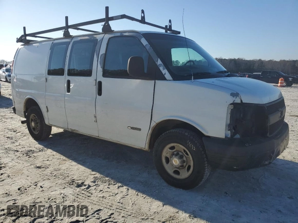 2004 Chevrolet Express Cargo Van with VIN 1GCGG25U341191561, listed as a Copart auction lot 43657715 with 351,423 mi miles and Salvage Title. Bid and sale history available at carsss.com. Image 4.