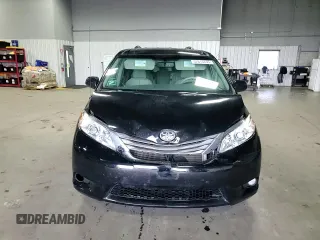 2013 Toyota Sienna XLE AAS with VIN 5TDYK3DC3DS392512, listed as a Copart auction lot 52815845 with 128,561 mi miles and Salvage Title. Bid and sale history available at carsss.com. Image 12.