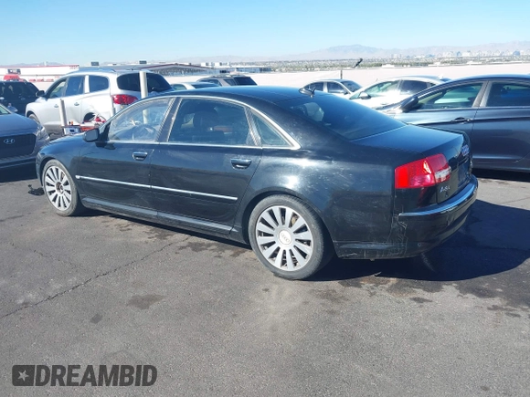 2006 Audi A8 4.2L z VIN WAUML44E96N013151, wystawiony jako IAAI lot #41821108 z przebiegiem 150 334 mil mil oraz . Historia ofert i sprzedaży dostępna na DreamBid. Obrazek 3.
