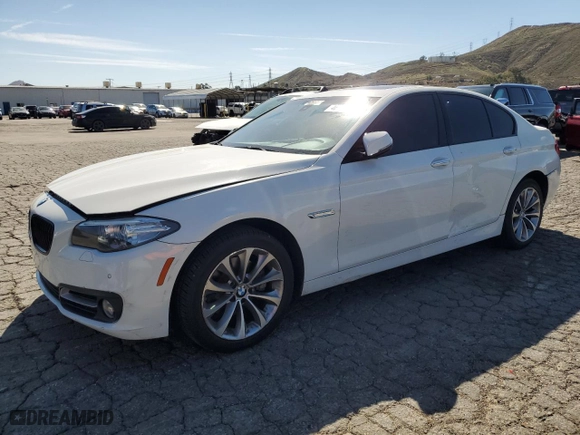 2015 BMW 5 Series 528i with VIN WBA5A5C52FD516821, listed as a Copart auction lot 46115615 with 121,962 mi miles and Clean Title. Bid and sale history available at carsss.com. Image 1.