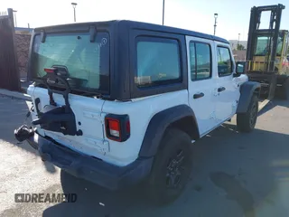 2022 Jeep Wrangler Unlimited Sport with VIN 1C4HJXDNXNW253510, listed as a IAAI auction lot 41461051 with 32,571 mi miles and . Bid and sale history available at DreamBid. Image 4.