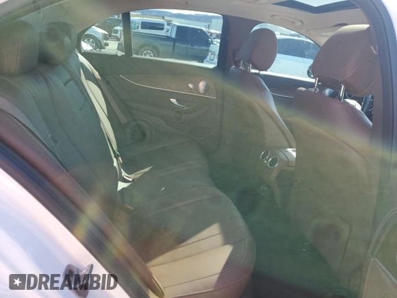 2019 Mercedes-Benz E-Class E 300 with VIN WDDZF4JB6KA509008, listed as a Copart auction lot 47536104 with 34,402 mi miles and Salvage Title. Bid and sale history available at carsss.com. Image 10.
