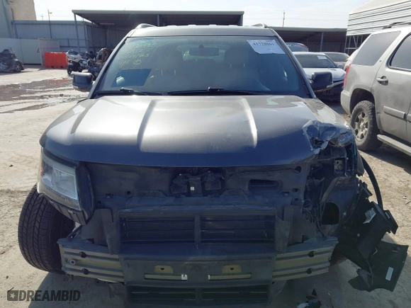 2017 Ford Explorer XLT with VIN 1FM5K8D8XHGC76912, listed as a IAAI auction lot 41728061 with 100,995 mi miles. Bid and sale history available at carsss.com. Image 12.