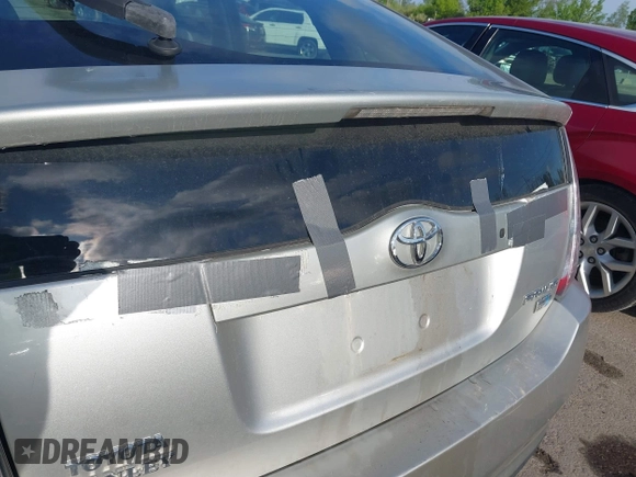 2004 Toyota Prius with VIN JTDKB20U940020058, listed as a IAAI auction lot 42142257 with 141,705 mi miles. Bid and sale history available at carsss.com. Image 12.