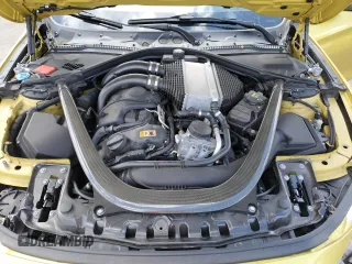2017 BMW M4 z VIN WBS3R9C50HK709115, wystawiony jako Copart lot #54594635 z przebiegiem 84 216 mil mil oraz Szkoda całkowita • Salvage title. Historia ofert i sprzedaży dostępna na DreamBid. Obrazek 11.