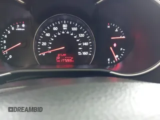 2014 Kia Sorento LX с VIN 5XYKTCA65EG531894, выставлен на аукционе IAAI как лот 42428456 с пробегом 177 265 миль миль и . История ставок и продаж доступна на DreamBid. Изображение 7.