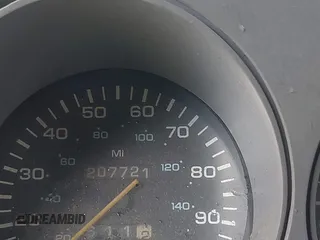 1994 Dodge Cargo z VIN 2B7HB21Y8RK541211, wystawiony jako IAAI lot #42172009 z przebiegiem 207 721 mil mil oraz . Historia ofert i sprzedaży dostępna na DreamBid. Obrazek 15.