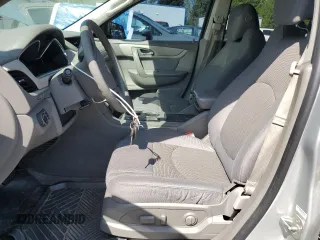 2014 Chevrolet Traverse LS z VIN 1GNKVFKD2EJ202683, wystawiony jako Copart lot #54389105 z przebiegiem 135 587 mil mil oraz Szkoda całkowita • Salvage title. Historia ofert i sprzedaży dostępna na DreamBid. Obrazek 7.