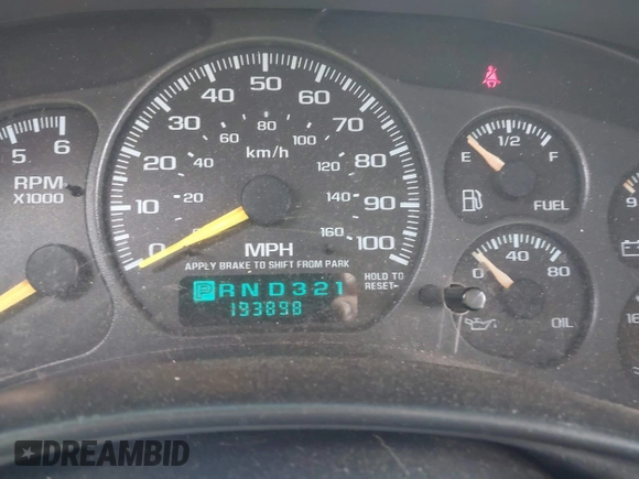 2001 Chevrolet Suburban LT with VIN 3GNGK26U21G248043, listed as a IAAI auction lot 41995982 with 193,898 mi miles. Bid and sale history available at carsss.com. Image 7.