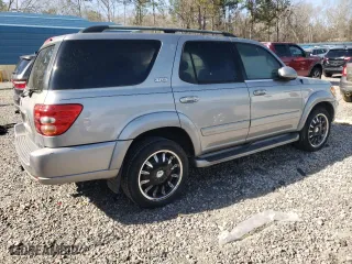 2004 Toyota Sequoia SR5 with VIN 5TDZT34A74S222489, listed as a Copart auction lot 49856345 with 215,728 mi miles and Clean Title. Bid and sale history available at carsss.com. Image 3.