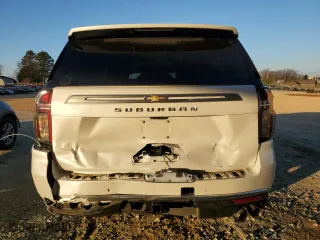 2021 Chevrolet Suburban High Country with VIN 1GNSKGKL7MR259841, listed as a Copart auction lot 41518575 with 84,509 mi miles and Clean Title. Bid and sale history available at carsss.com. Image 6.