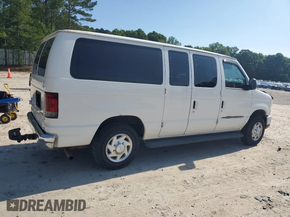 2011 Ford Econoline Passenger XL with VIN 1FMNE1BW7BDA66938, listed as a Copart auction lot 57867955 with 215,431 mi miles and Clean title. Bid and sale history available at DreamBid. Image 3.