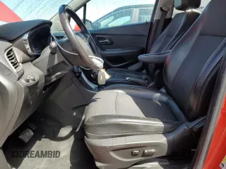 2020 Chevrolet Trax LT with VIN KL7CJLSB8LB341310, listed as a Copart auction lot 54526605 with 99,761 mi miles and Clean Title. Bid and sale history available at DreamBid. Image 7.