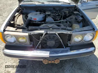 1981 Mercedes-Benz 300 D с VIN WDBAB30A3BB224152, выставлен на аукционе Copart как лот 60512855 с пробегом 201 720 миль миль и Чистый • Clean title. История ставок и продаж доступна на DreamBid. Изображение 11.