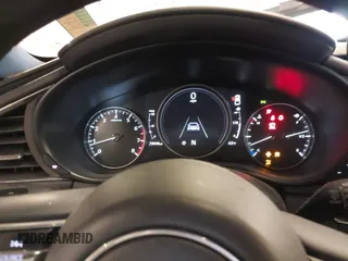 2021 Mazda 3 Premium Plus с VIN JM1BPBNY0M1348282, выставлен на аукционе IAAI как лот 42141569 с пробегом 29 848 миль миль и . История ставок и продаж доступна на DreamBid. Изображение 7.
