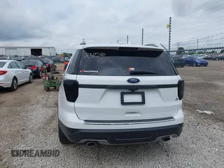 2018 Ford Explorer XLT with VIN 1FM5K8D82JGB43194, listed as a IAAI auction lot 39942301 with 123,033 mi miles and . Bid and sale history available at carsss.com. Image 16.