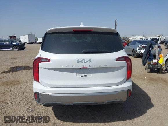 2025 Kia Telluride LX z VIN 5XYP24GC9SG567434, wystawiony jako IAAI lot #41728291 z przebiegiem 1 548 mil mil oraz . Historia ofert i sprzedaży dostępna na DreamBid. Obrazek 16.