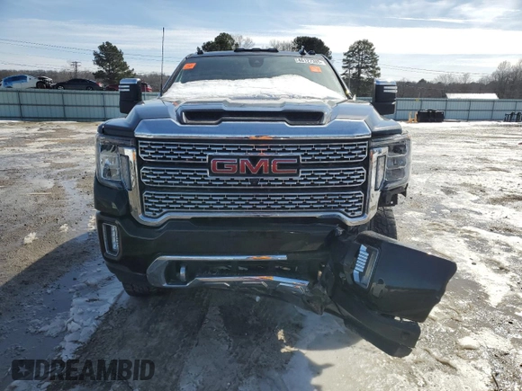 2020 GMC Sierra 2500HD Denali z VIN 1GT49REY0LF268364, wystawiony jako Copart lot #46127385 z przebiegiem Nie podano mil oraz Szkoda całkowita • Salvage title. Historia ofert i sprzedaży dostępna na DreamBid. Obrazek 5.