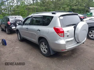 2008 Toyota RAV4 with VIN JTMZD33V786062752, listed as a IAAI auction lot 42180915 with 168,242 mi miles. Bid and sale history available at carsss.com. Image 3.
