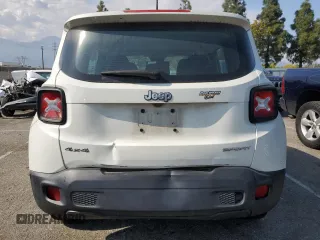 2017 Jeep Renegade Sport with VIN ZACCJBAB4HPE69958, listed as a Copart auction lot 55255765 with 176,239 mi miles and Clean Title. Bid and sale history available at carsss.com. Image 6.