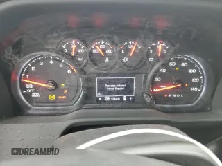 2024 GMC Sierra 1500 with VIN 3GTNUAED8RG389622, listed as a Copart auction lot 49223865 with 9,783 mi miles and Salvage Title. Bid and sale history available at DreamBid. Image 9.