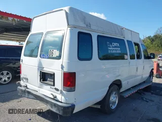 2012 Ford Econoline Cargo Commercial with VIN 1FTNS2EW4CDA50633, listed as a IAAI auction lot 40694015 with 309,334 mi miles. Bid and sale history available at carsss.com. Image 4.