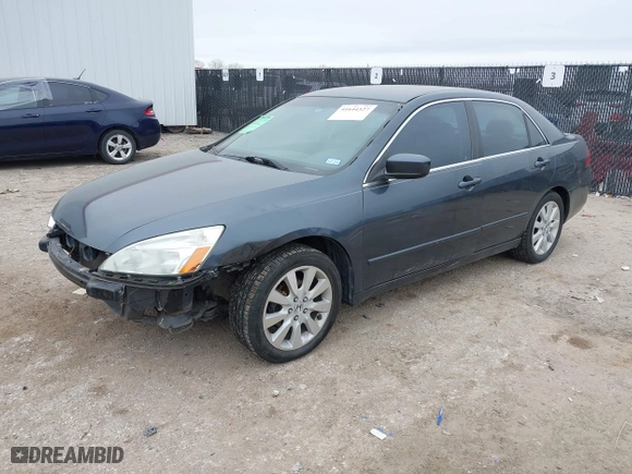 2007 Honda Accord Sdn LX SE with VIN JHMCM56337C017298, listed as a IAAI auction lot 41644327 with 175,317 mi miles. Bid and sale history available at carsss.com. Image 18.
