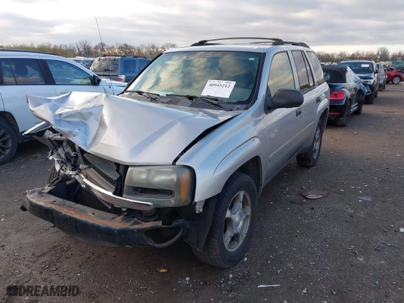 2008 Chevrolet TrailBlazer Fleet w/2FL with VIN 1GNDT13S182242282, listed as a IAAI auction lot 40945212 with 176,737 mi miles. Bid and sale history available at carsss.com. Image 17.