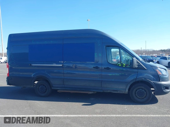 2021 Ford Transit Cargo with VIN 1FTBR3X84MKA54150, listed as a IAAI auction lot 41671756 with 96,556 mi miles and . Bid and sale history available at DreamBid. Image 13.