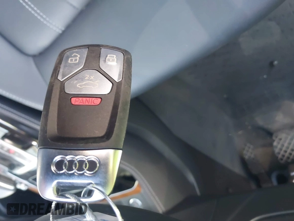 2022 Audi Q5 S line Premium Plus with VIN WA1EAAFY7N2116498, listed as a IAAI auction lot 42077807 with 24,996 mi miles and . Bid and sale history available at DreamBid. Image 11.