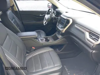 2022 GMC Acadia Denali with VIN 1GKKNXLSXNZ175038, listed as a IAAI auction lot 42463525 with 28,875 mi miles and . Bid and sale history available at DreamBid. Image 5.