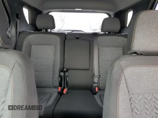 2022 Chevrolet Equinox LT with VIN 3GNAXKEV6NL309974, listed as a Copart auction lot 48933985 with 35,563 mi miles and Salvage Title. Bid and sale history available at DreamBid. Image 10.