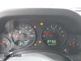 2008 Jeep Wrangler Unlimited X with VIN 1J4GA39158L529523, listed as a IAAI auction lot 41979992 with 304,641 mi miles and . Bid and sale history available at DreamBid. Image 7.